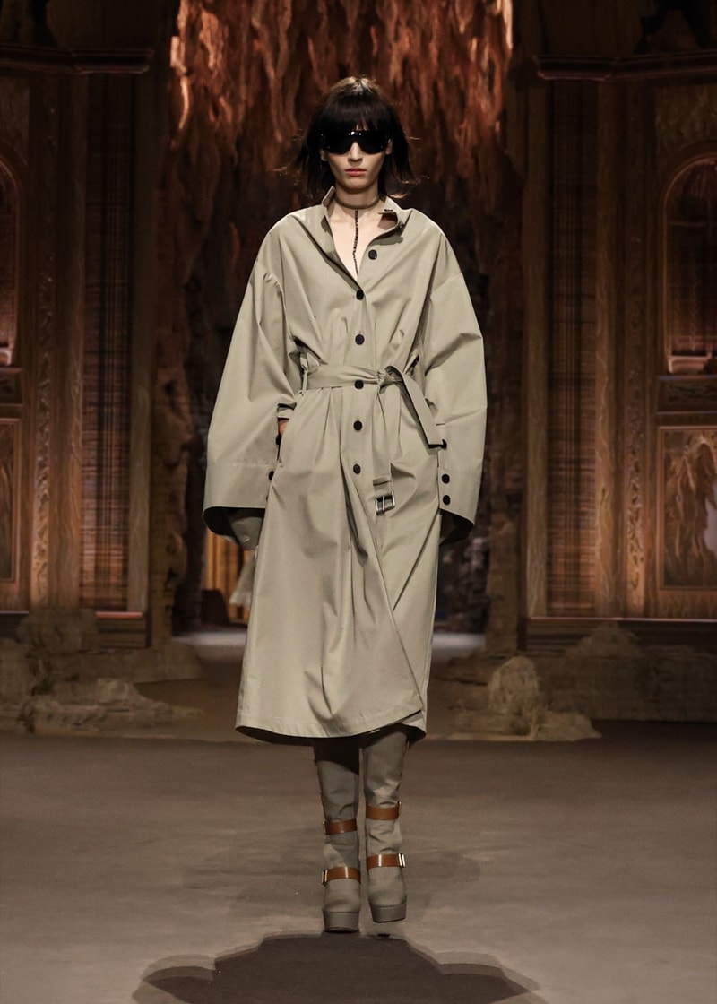 dior paris fashion week spring summer 2023 runway show
