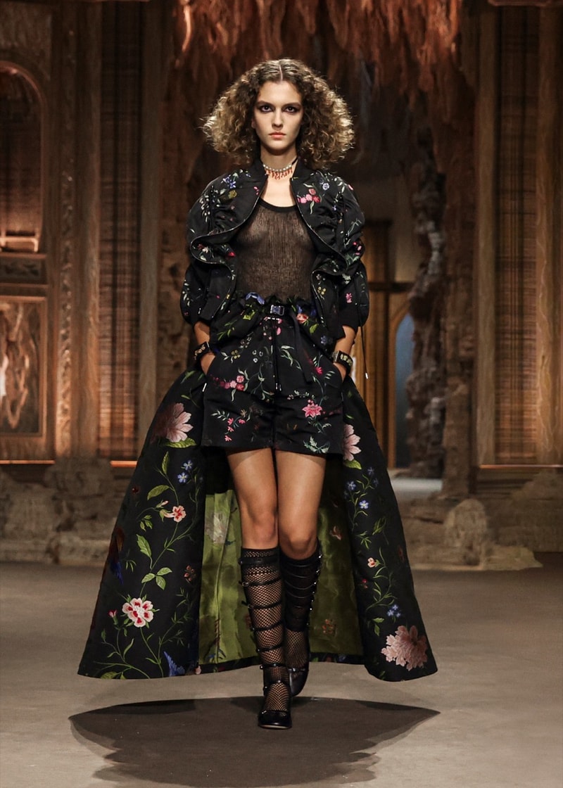 dior paris fashion week spring summer 2023 runway show