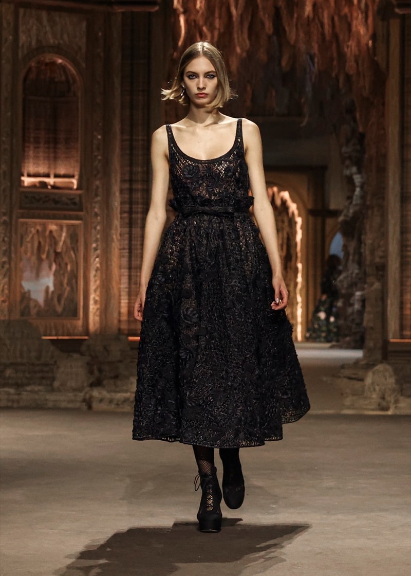 dior paris fashion week spring summer 2023 runway show