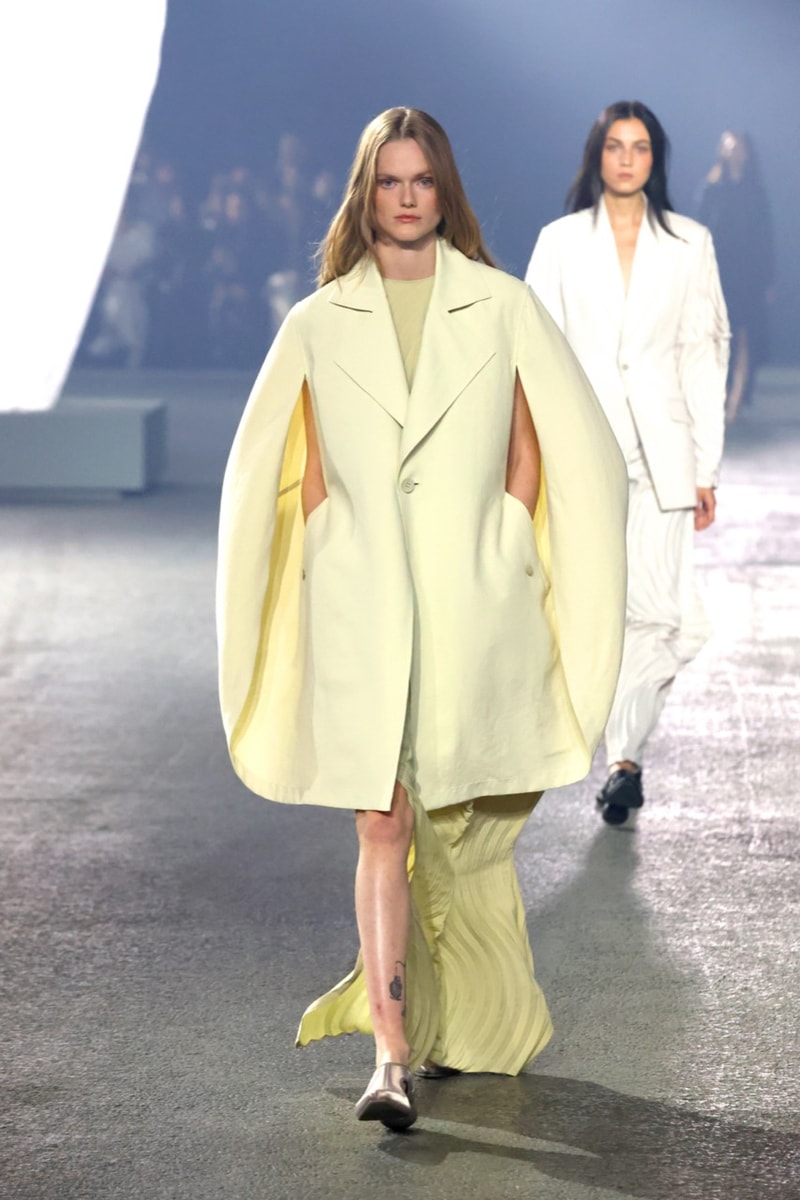 issey miyake paris fashion week runway