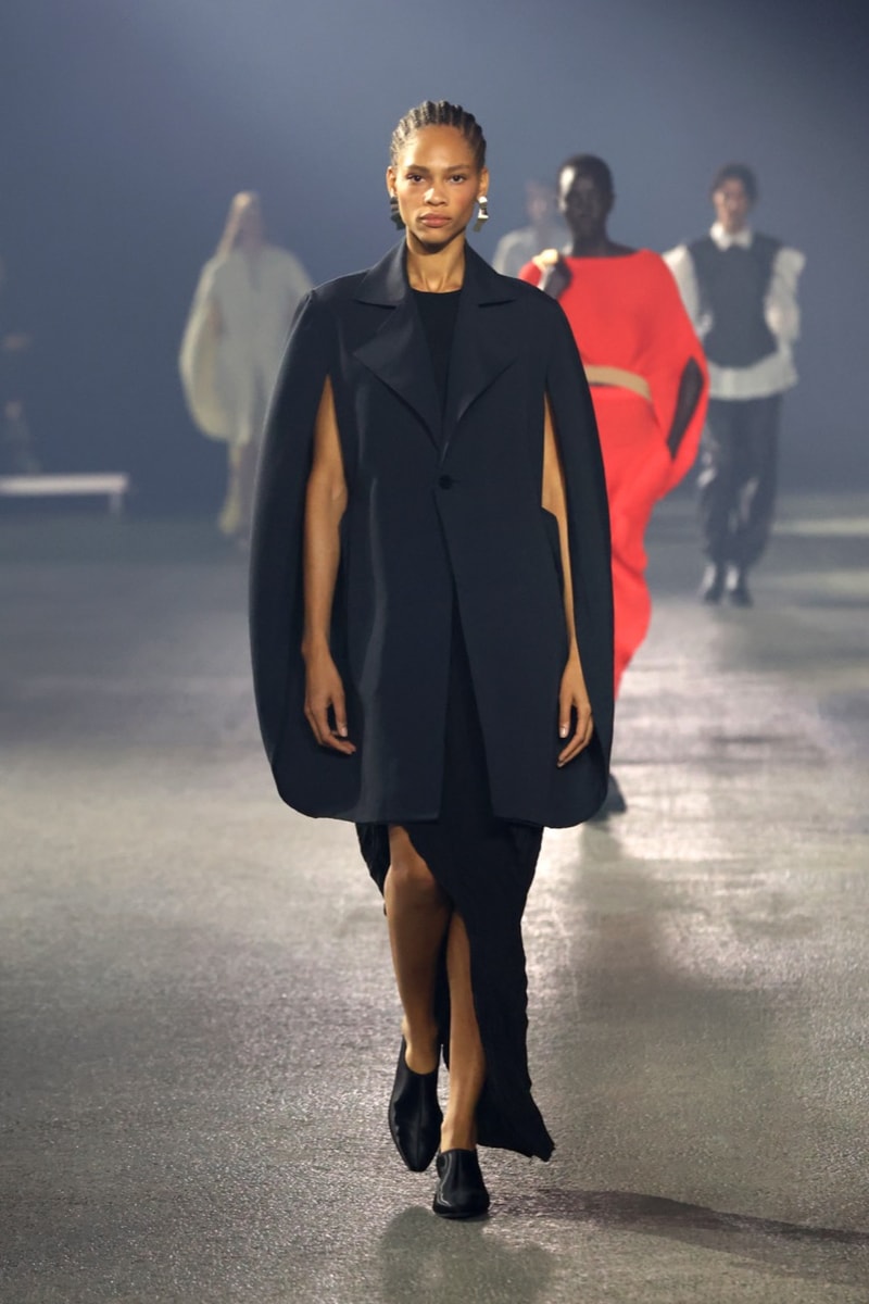 issey miyake paris fashion week runway
