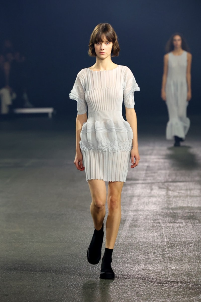issey miyake paris fashion week runway