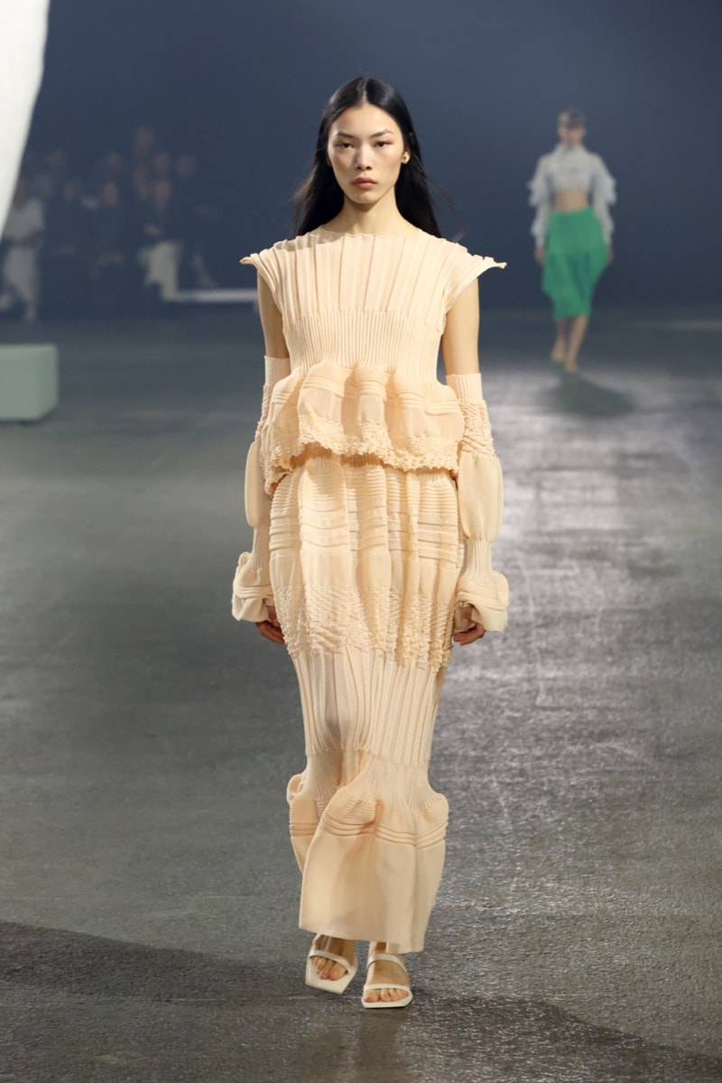 issey miyake paris fashion week runway