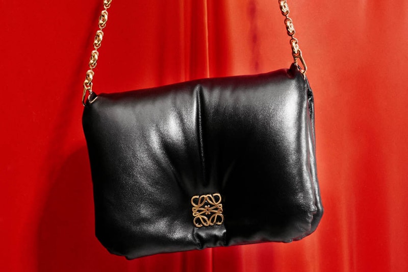 Loewe Unveils FW22 Bags and Accessories In New Color and Form