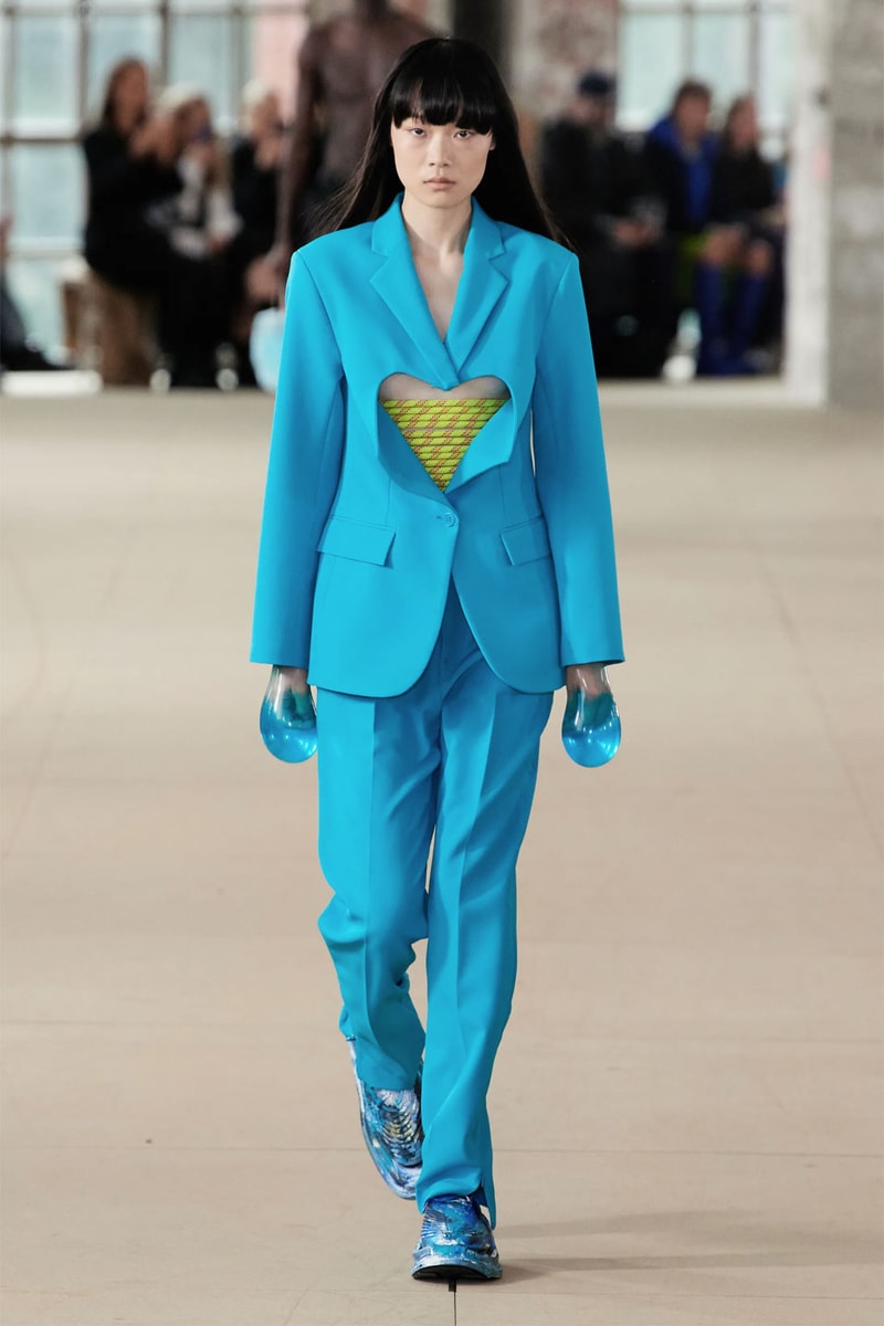 Botter Spring/Summer 2023 Condom Gloves Water Paris Fashion Week Images
