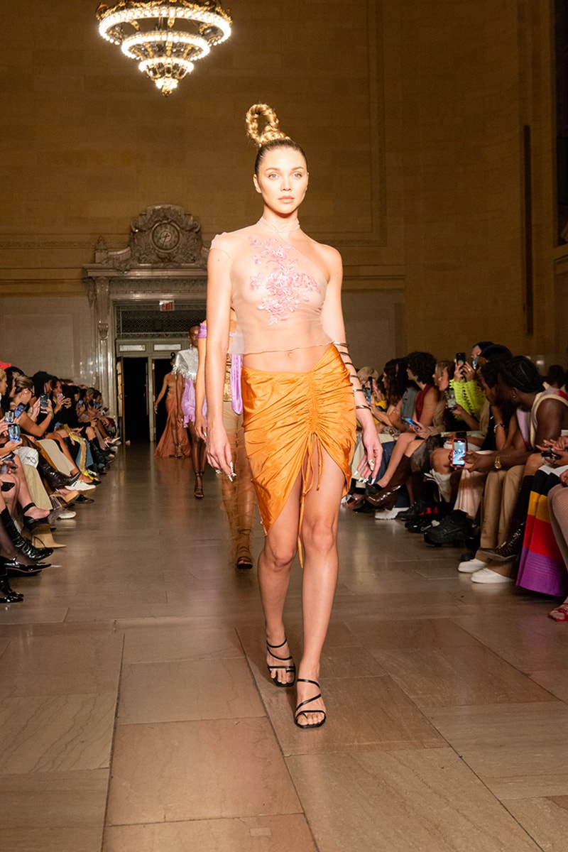 kim shui spring summer 2023 new york fashion week runway afterpay crowdsourced dress nft 