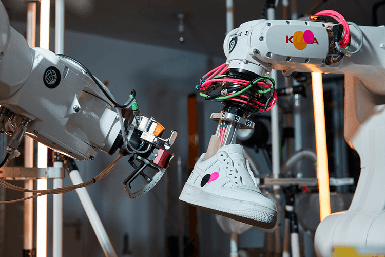 This Nike Robot Extends Your Favorite Kicks' Life