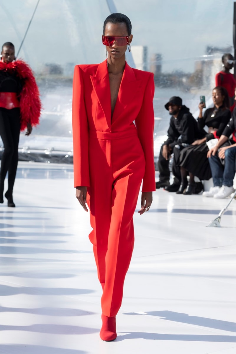 alexander mcqueen spring summer 2023 naomi campbell london fashion week dresses
