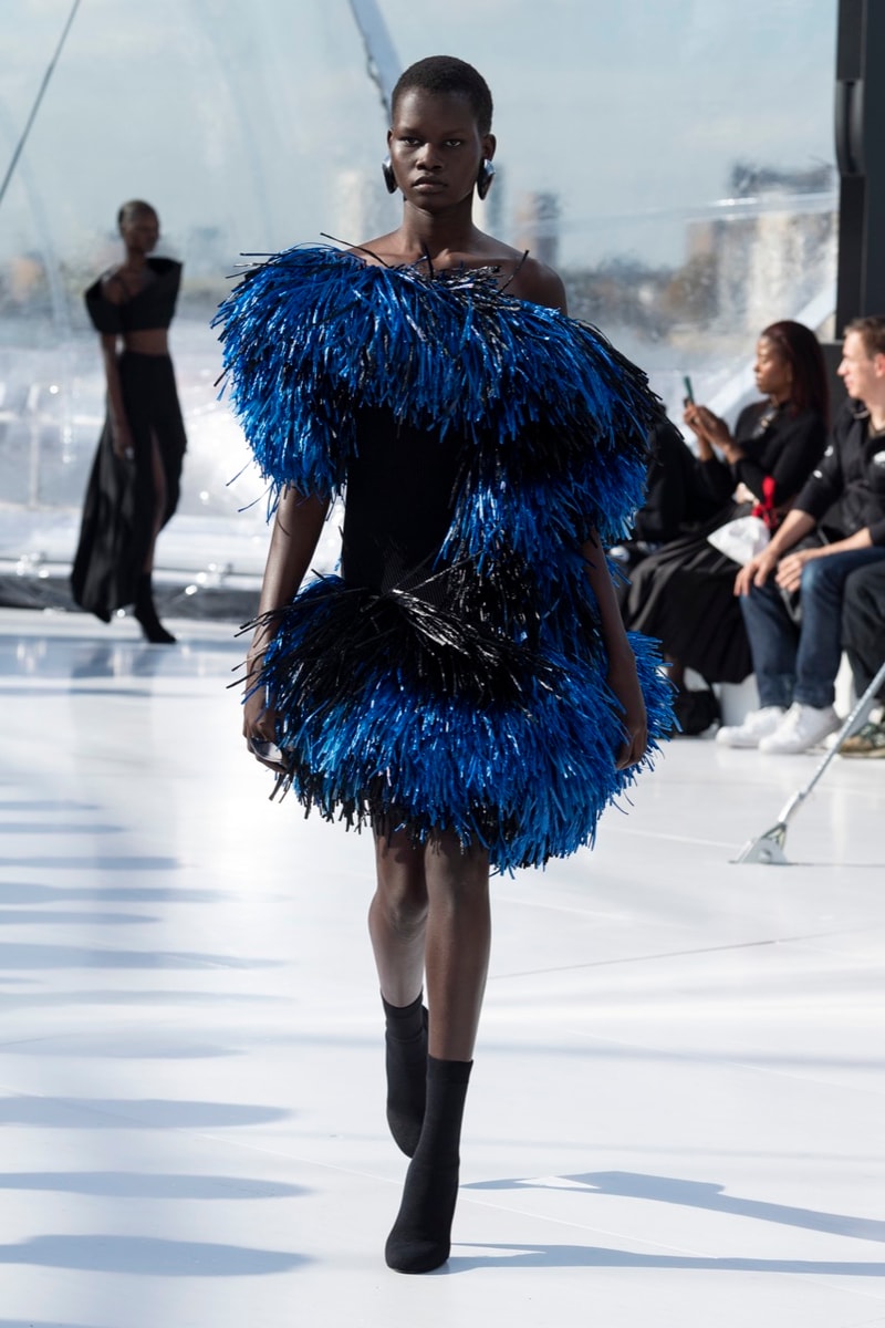 alexander mcqueen spring summer 2023 naomi campbell london fashion week dresses