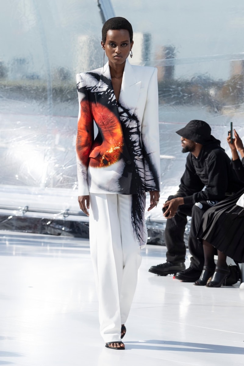 alexander mcqueen spring summer 2023 naomi campbell london fashion week dresses