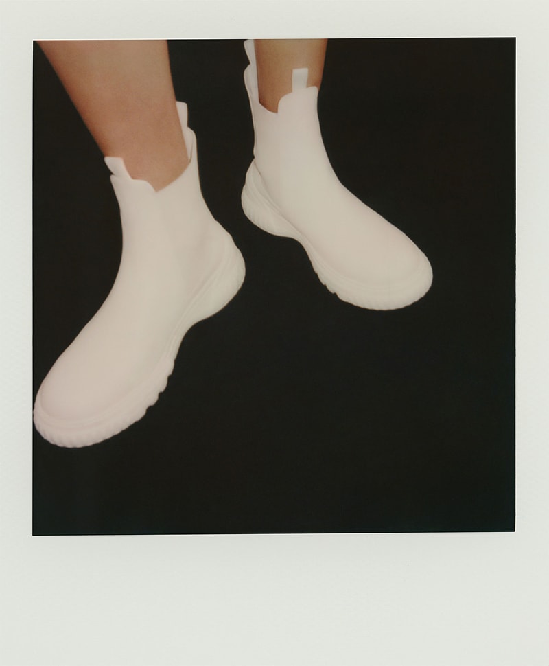 Dior Fall Winter Shoe Footwear Lineup Loafers D-Motion Pumps Idylle Ballerina One Sneakers Images Release