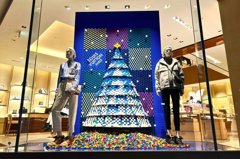 Louis Vuitton Window Store Display Holiday Christmas LEGO Builders Images 