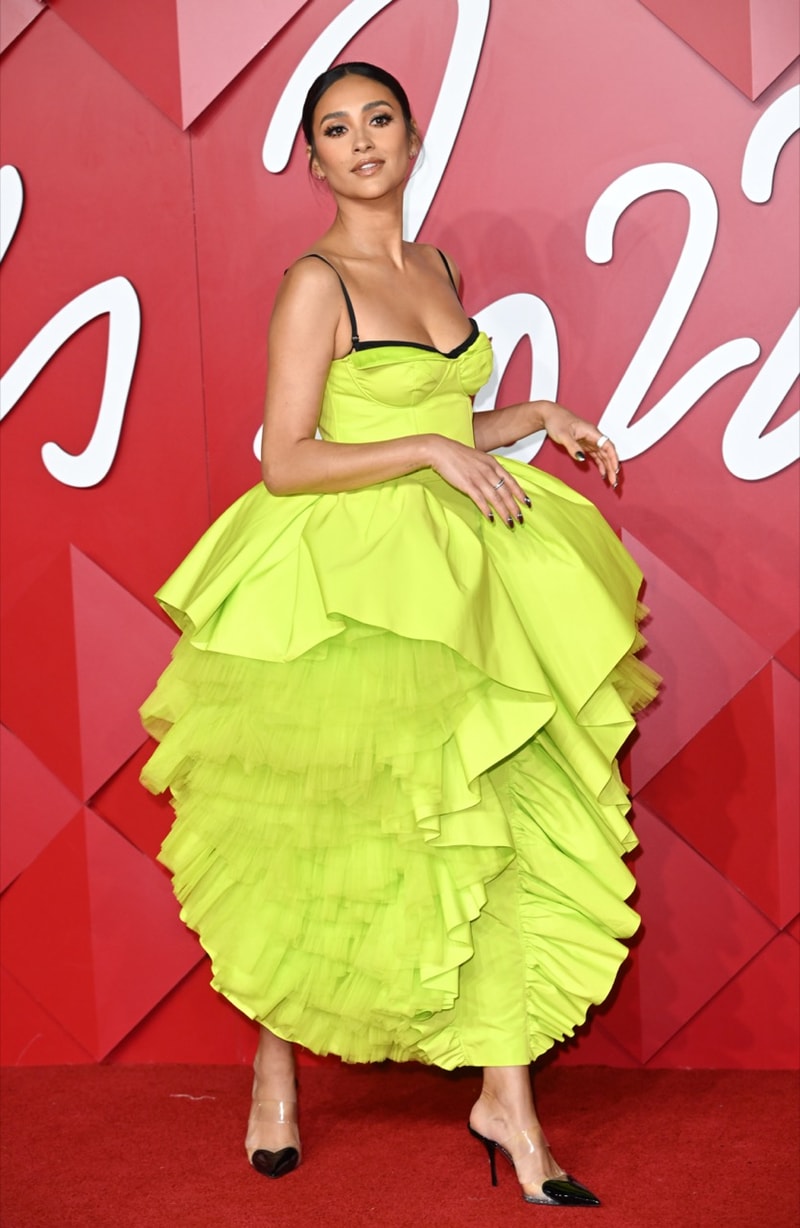 british fashion awards red carpet best dressed christine quinn lily james 