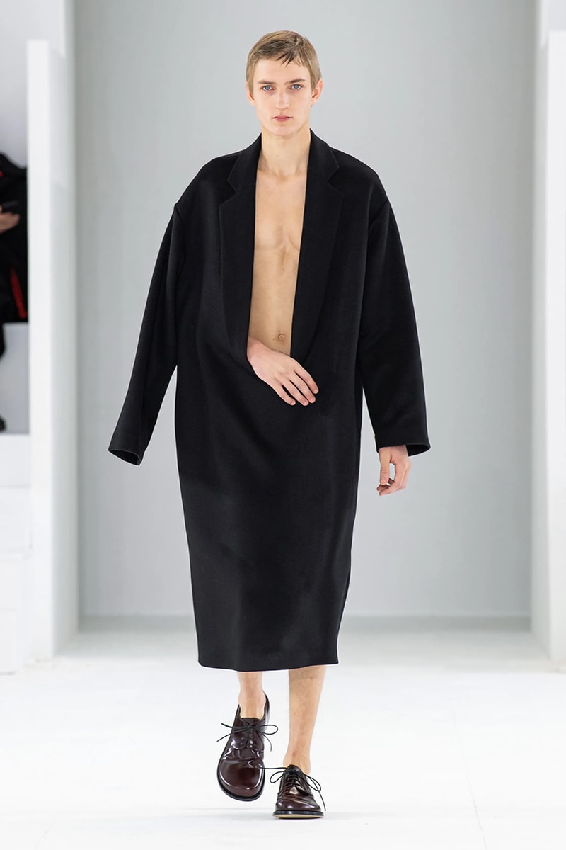loewe jw anderson fall winter 2023 menswear paris fashion week runway 