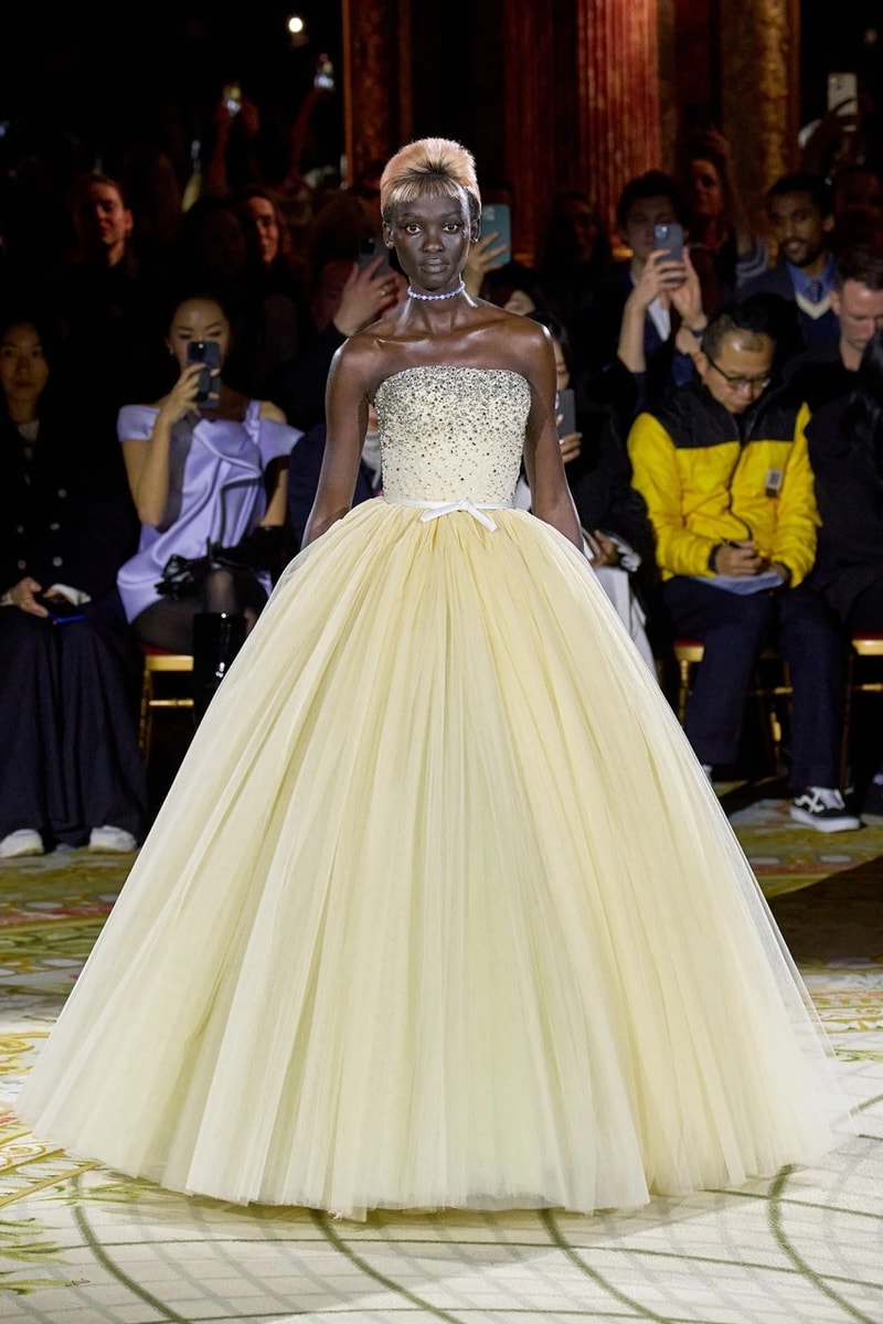 viktor rolf paris couture week spring show runway fashion 