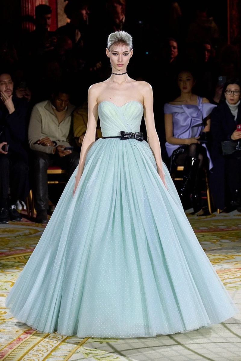 viktor rolf paris couture week spring show runway fashion 