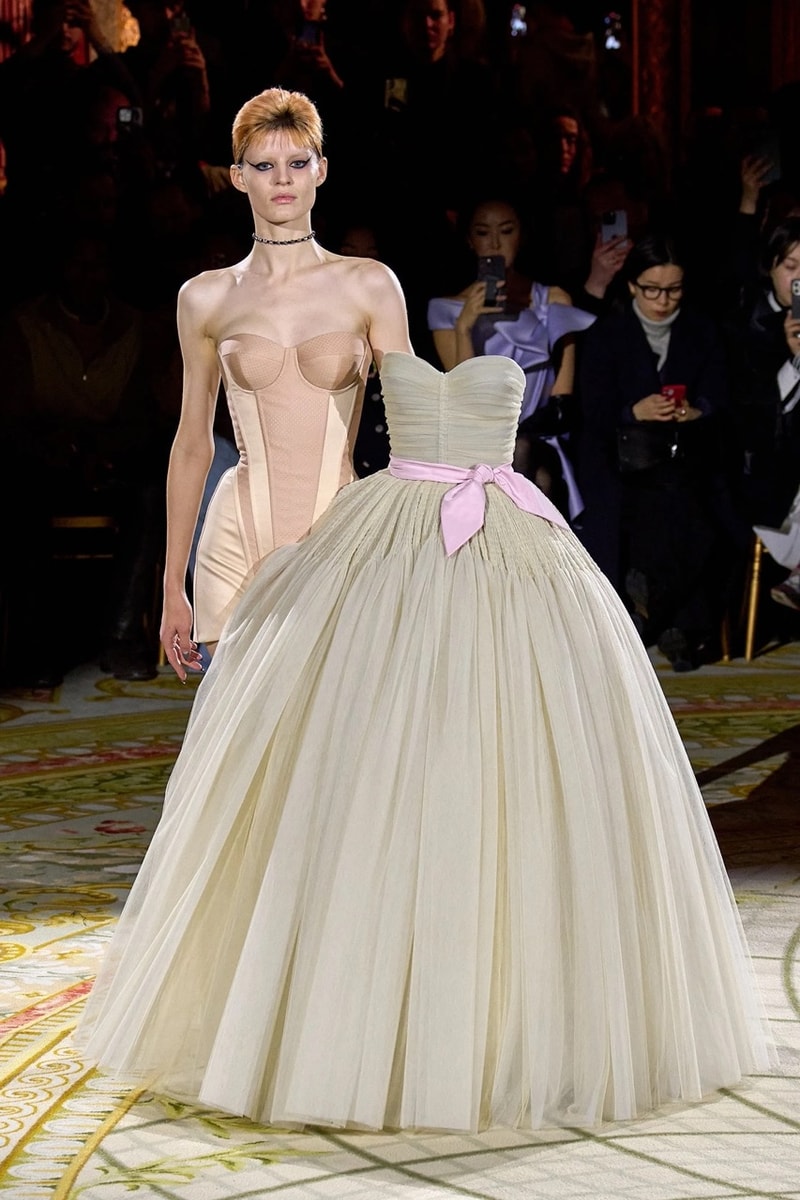 viktor rolf paris couture week spring show runway fashion 