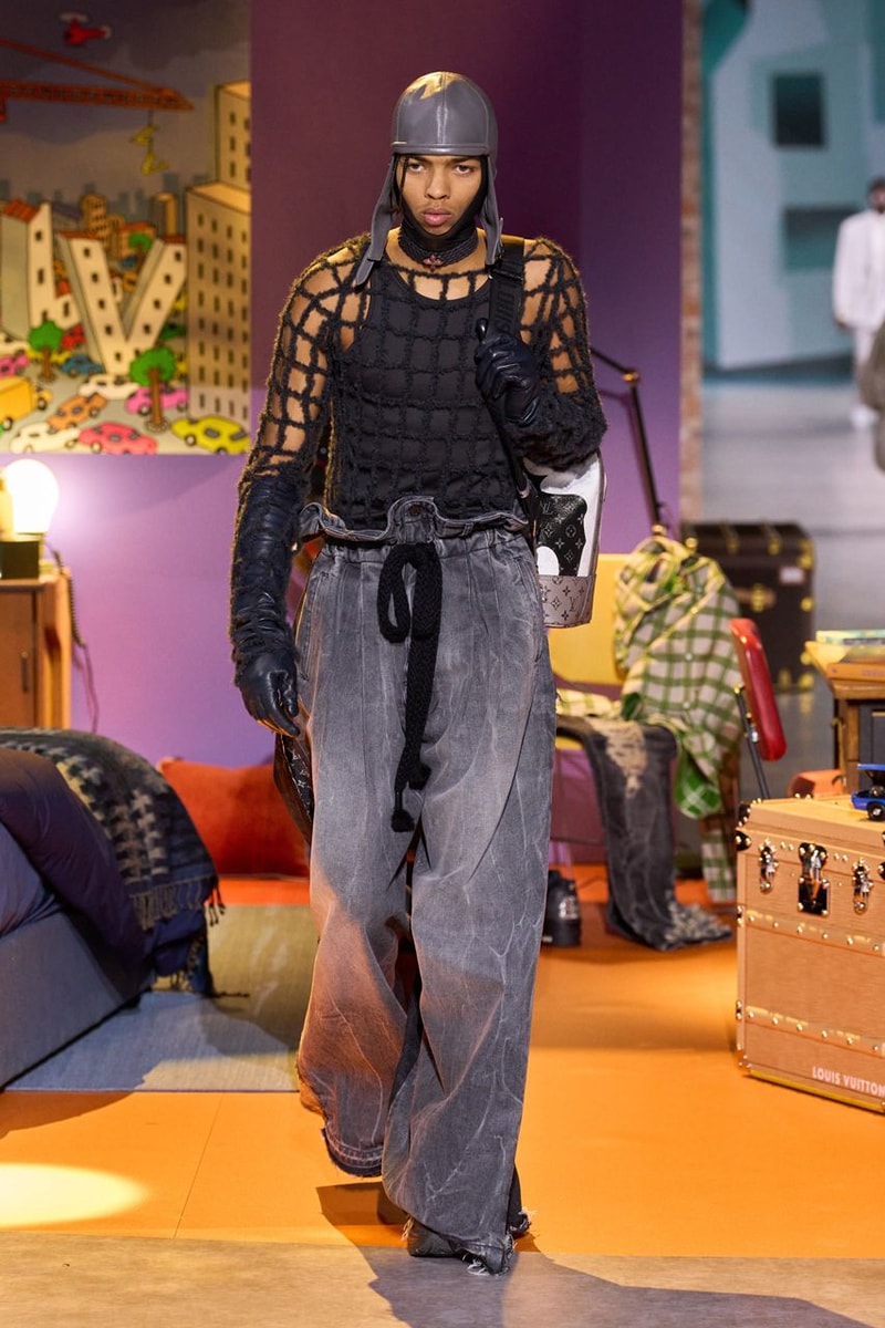 louis vuitton colm dillane fall winter menswear paris fashion week 