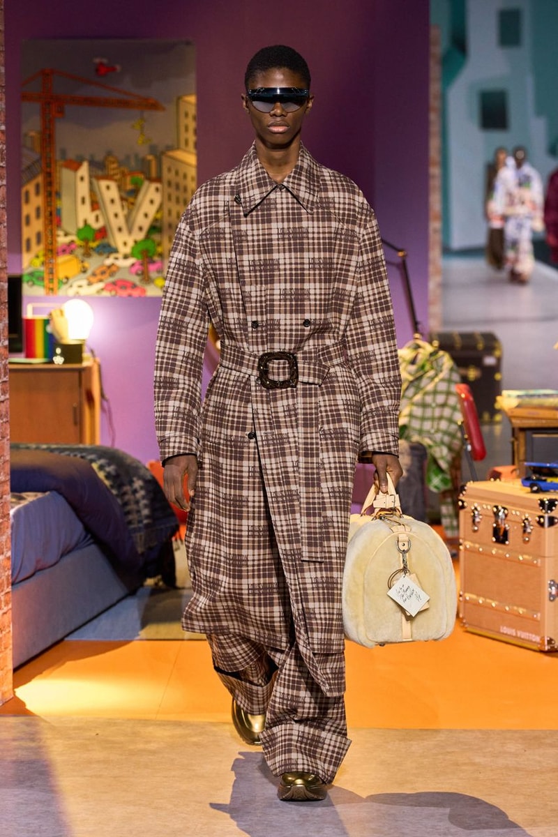 louis vuitton colm dillane fall winter menswear paris fashion week 