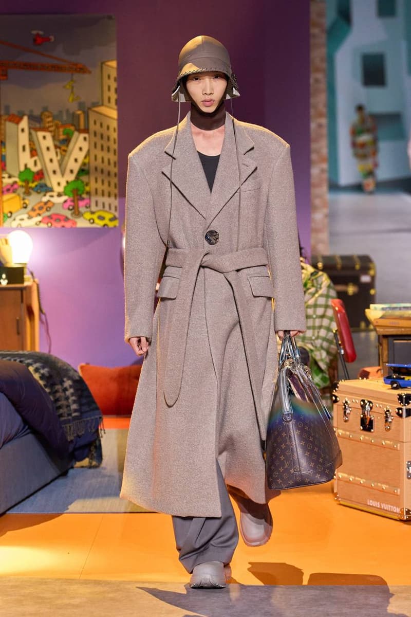 louis vuitton colm dillane fall winter menswear paris fashion week 