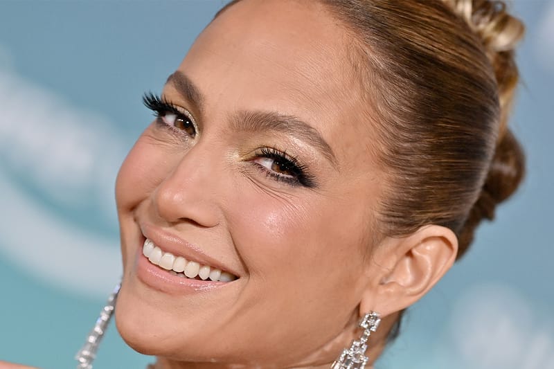 Jennifer Lopez Wakes up "The Block" With Full Fringe '70s Blowout