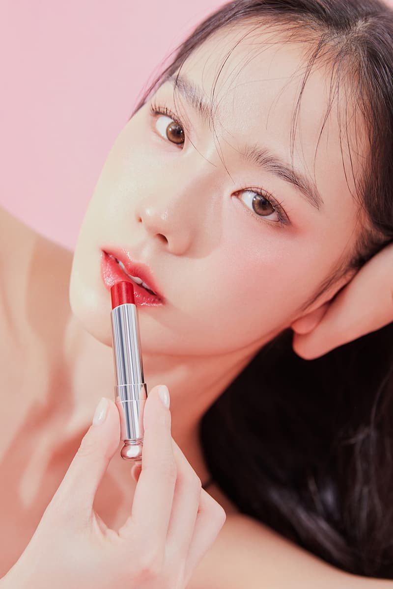 dior lipstick glow jisoo blackpink birthday strawberry red shade