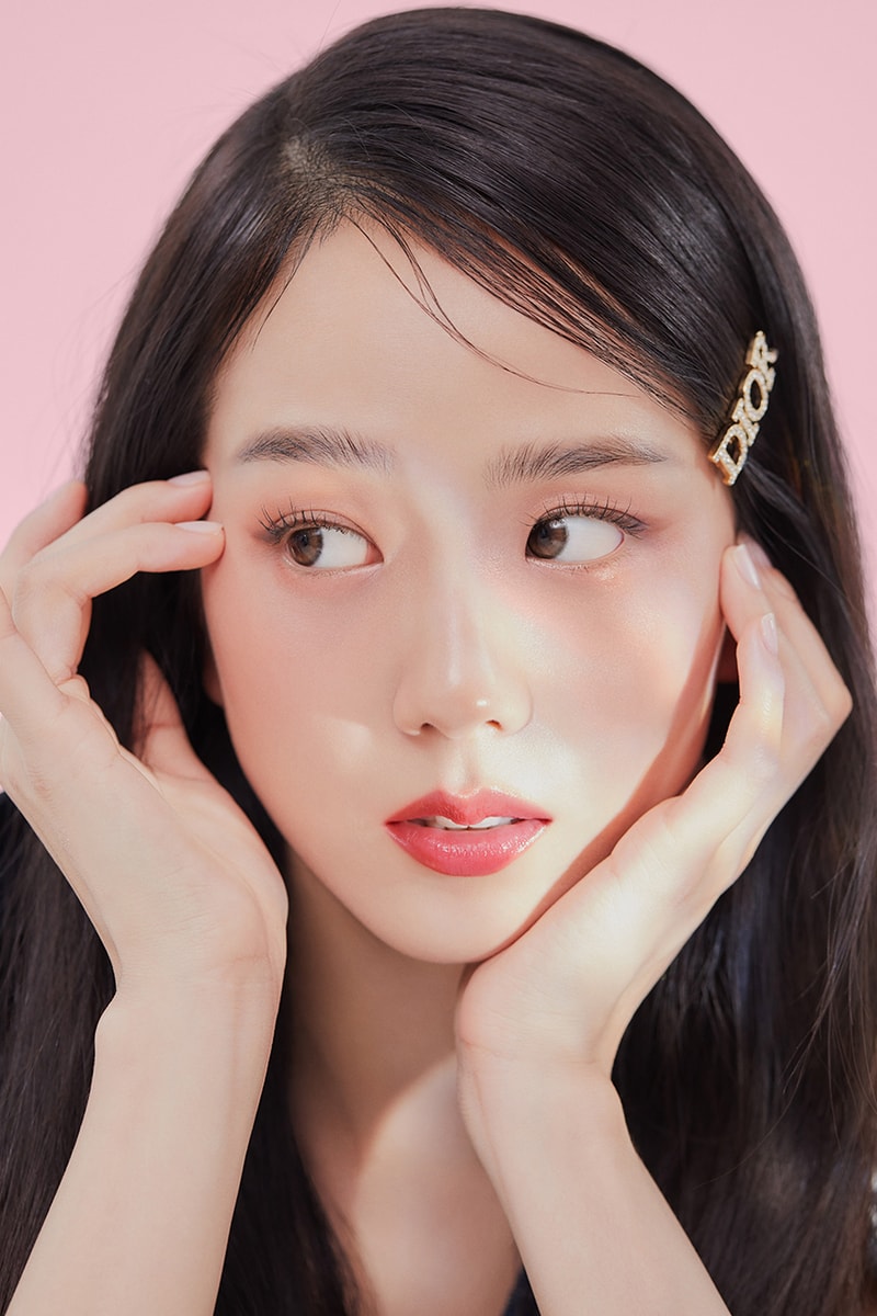 dior lipstick glow jisoo blackpink birthday strawberry red shade