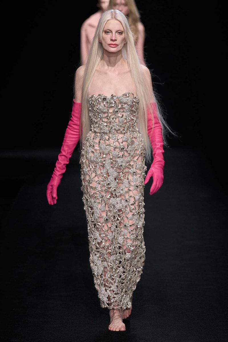 Kristen McMenamy valentino shoes paris couture week runway 