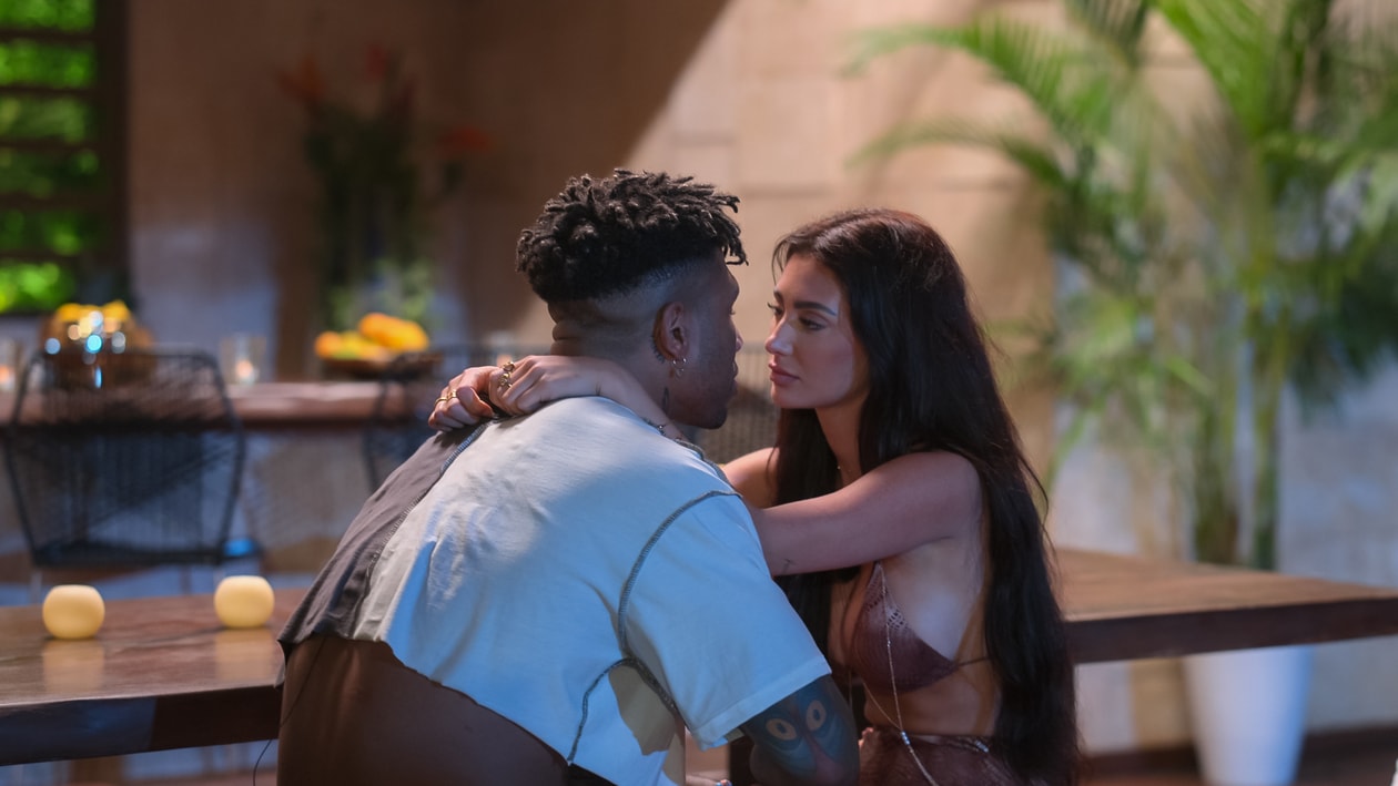 netflix perfect match dating show francesca farago lgbtq bisexual queer