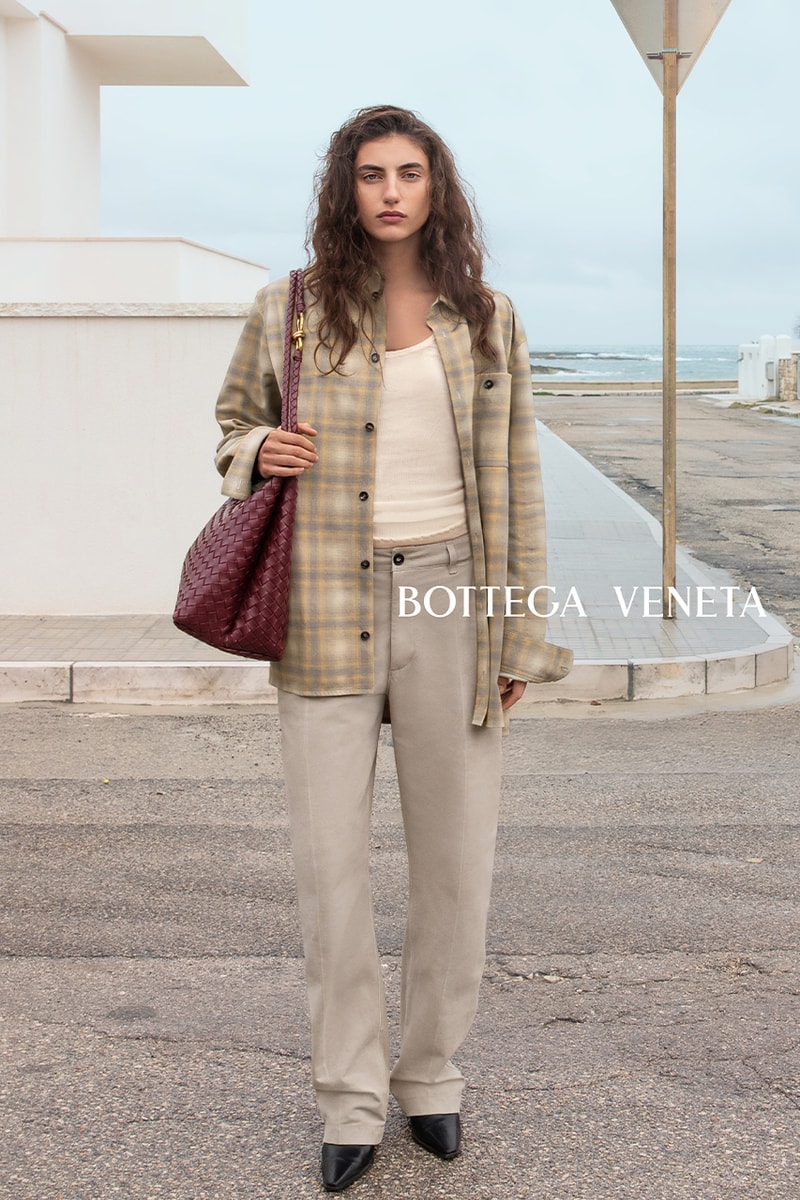 bottega veneta andiamo bag small medium large beige blue green white