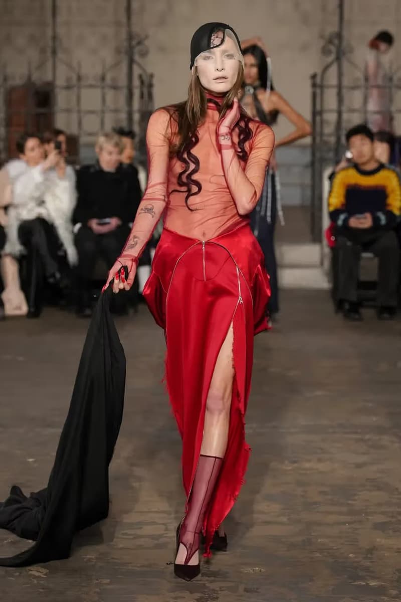 dilara findikoglu fall winter 2023 london fashion week runway show