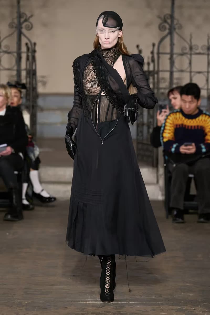 dilara findikoglu fall winter 2023 london fashion week runway show