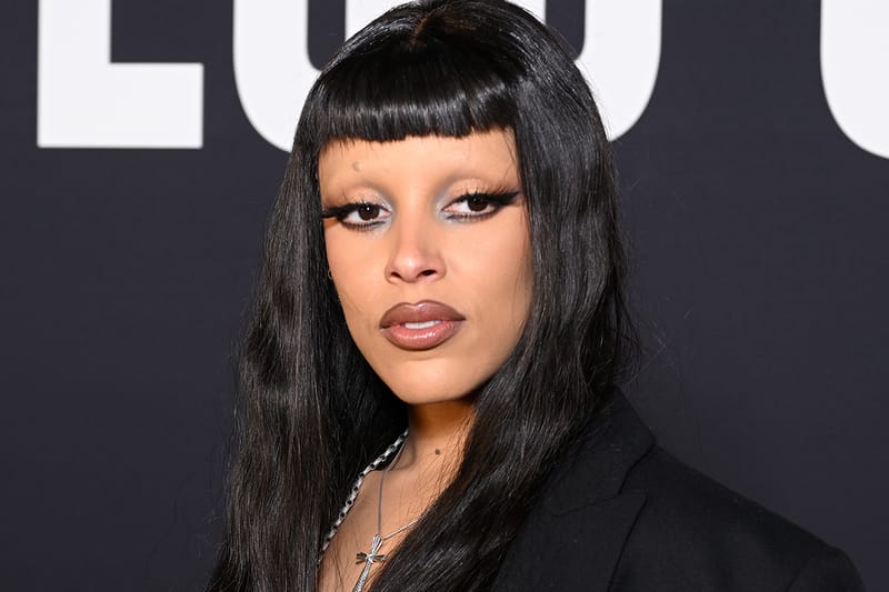 Doja Cat's New Honey-Blonde Install Came With a Flaming Message to the Masses