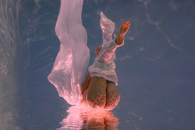 Satisfyer Creates New Sex Toy Standard With Leg-Shaking Liquid Air Technology