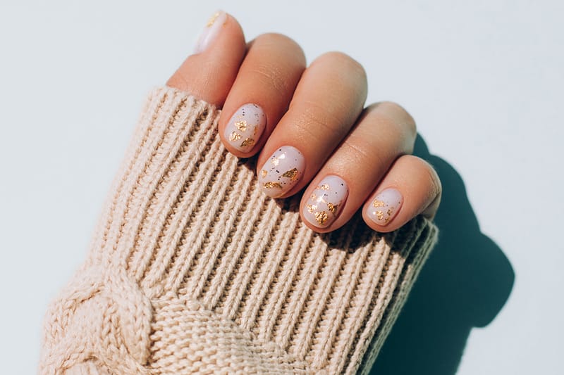 This Viral TikTok Has the Girlies Gel Curing Press-On Nails