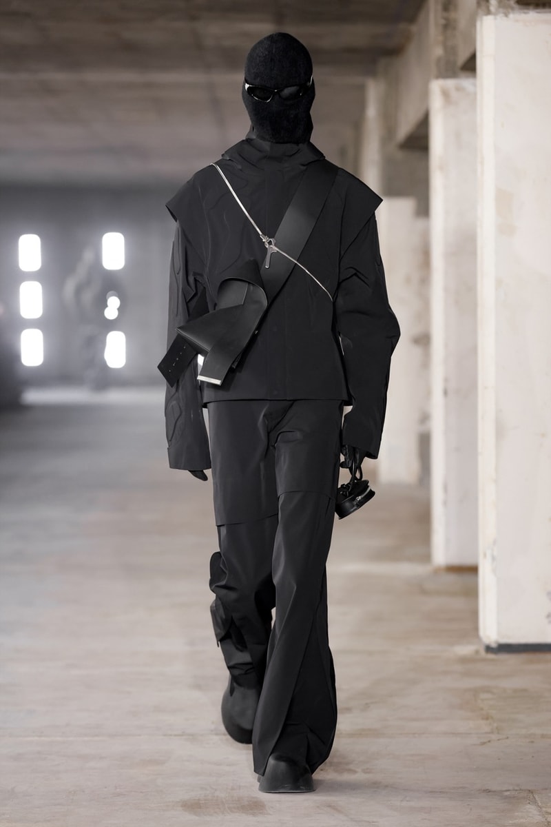 heliot emil paris fashion week runway show burning man avril lavigne fire