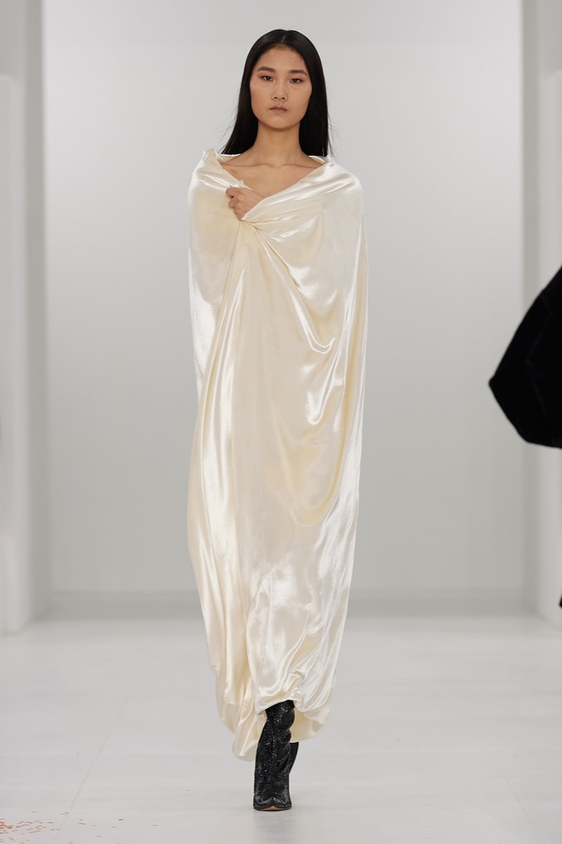 loewe fall winter runway show paris fashion week shoes 