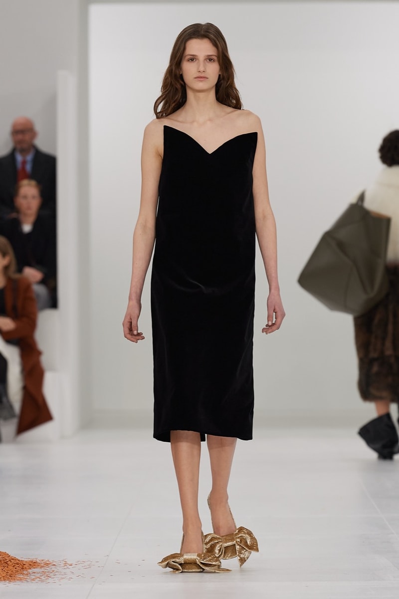 loewe fall winter runway show paris fashion week shoes 