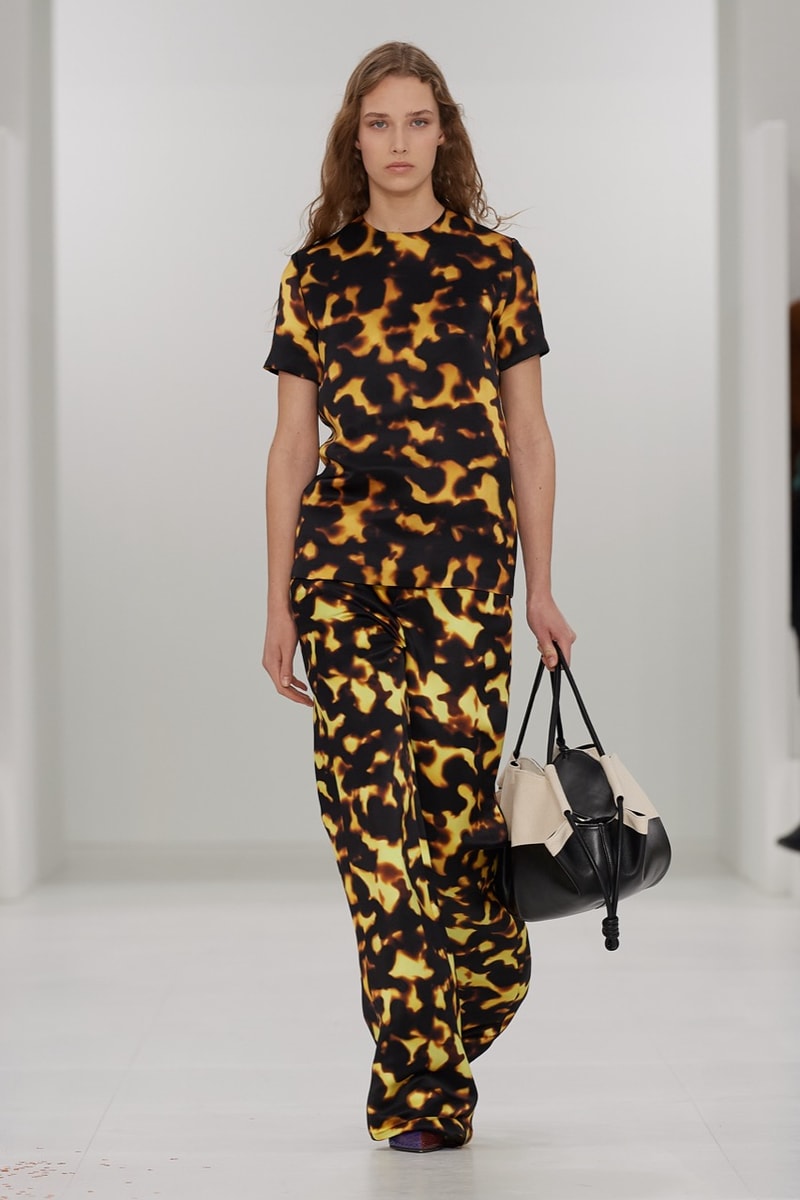 loewe fall winter runway show paris fashion week shoes 