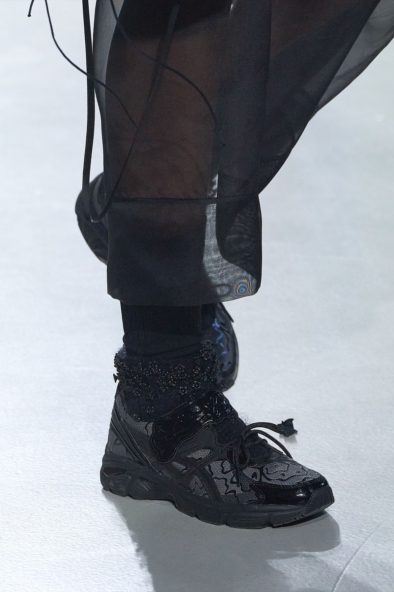 Cecilie bahnsen asics paris fashion week sneakers flowers