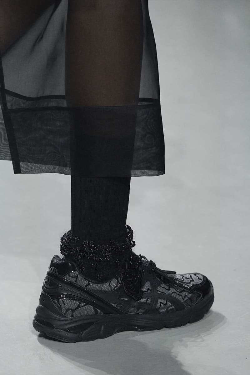 Cecilie bahnsen asics paris fashion week sneakers flowers