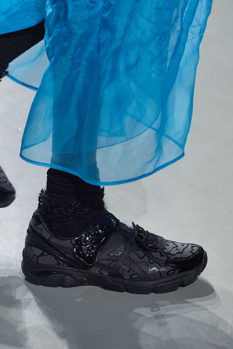 Cecilie bahnsen asics paris fashion week sneakers flowers