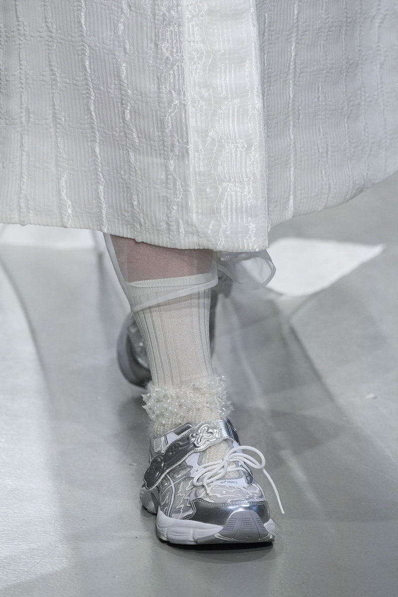 Cecilie bahnsen asics paris fashion week sneakers flowers