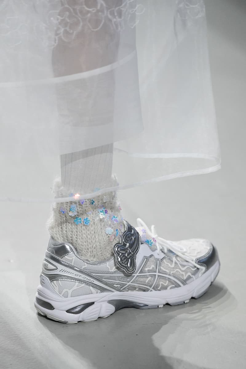 Cecilie bahnsen asics paris fashion week sneakers flowers