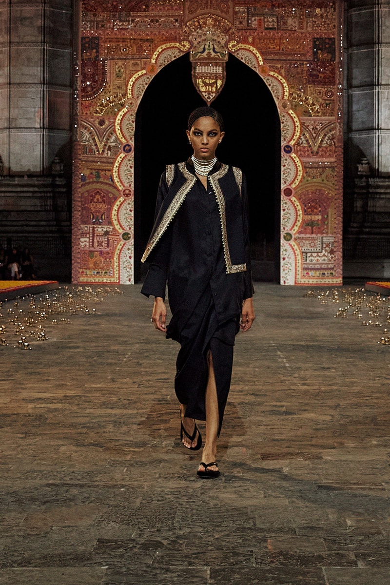 dior mumbai runway show flowers 