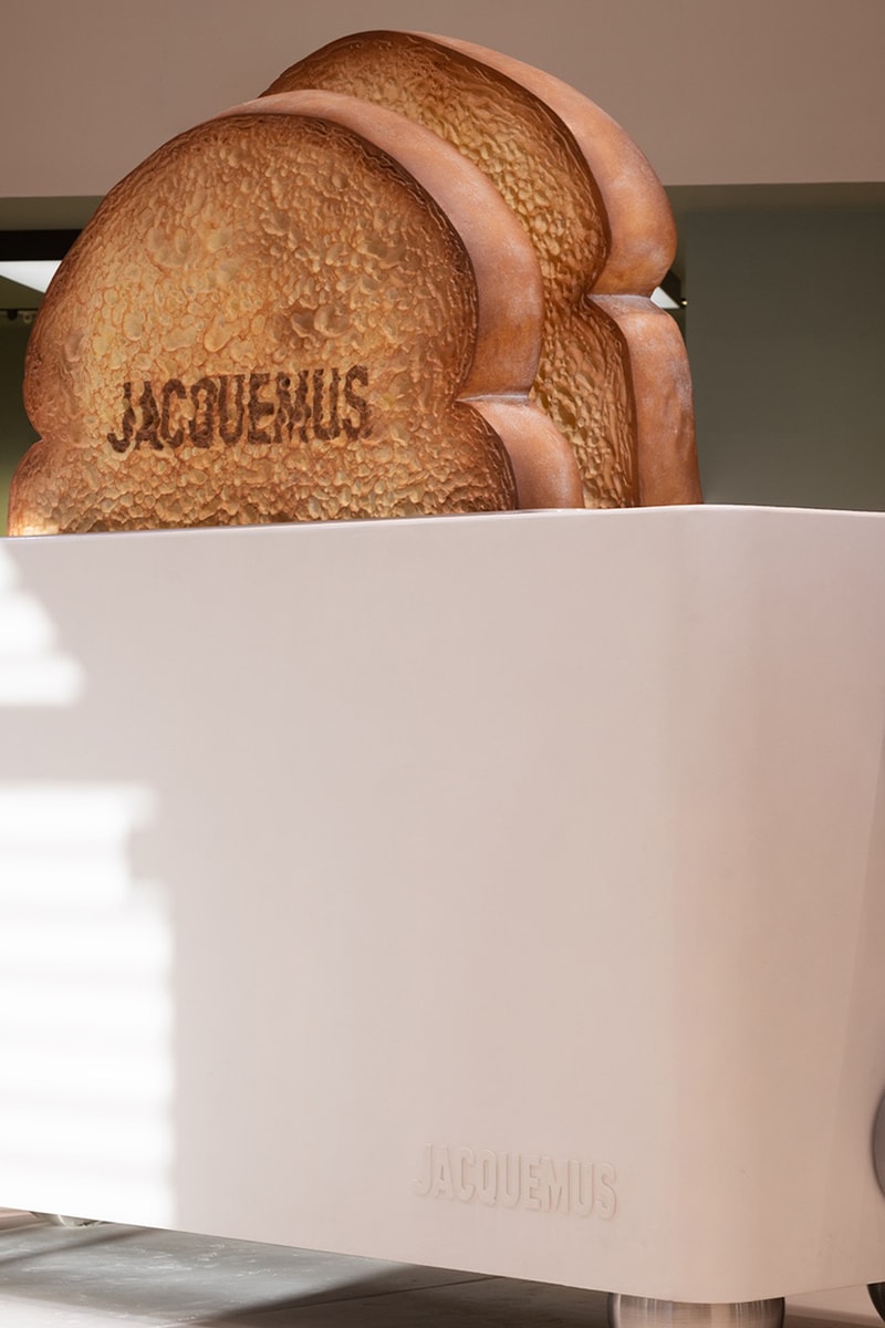 jacquemus paris pop up galeries lafayette coffee flowers