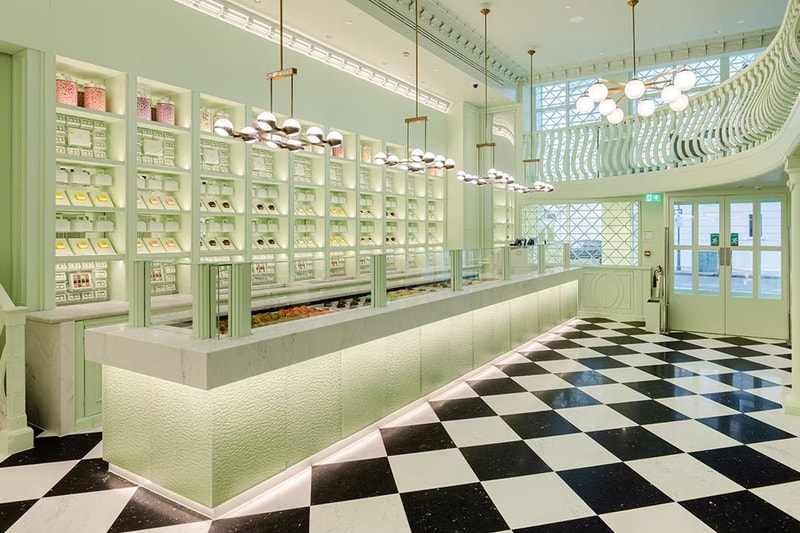 prada caffe cafe coffee food chocolate london harrods 