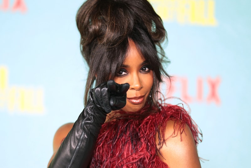 Kelly Rowland Fear of God Runway Hair Makeup MAC Cosmetics COrk Lipliner