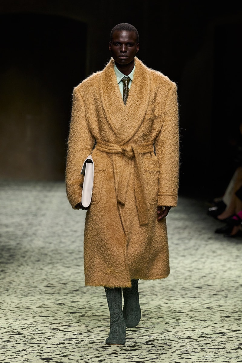 bottega veneta pre-fall 2023 runway looks