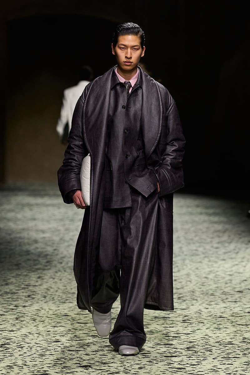 bottega veneta pre-fall 2023 runway looks